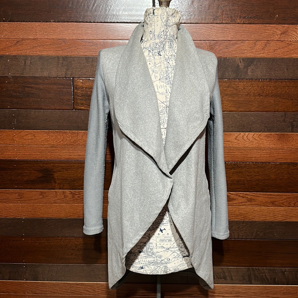 No Brand Tag Open Front Long Sleeve Two Toned Gray Cardigan Sweater